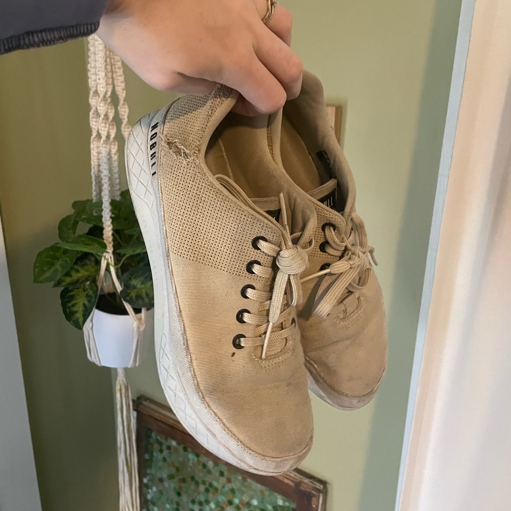 Tan Canvas NOBULL